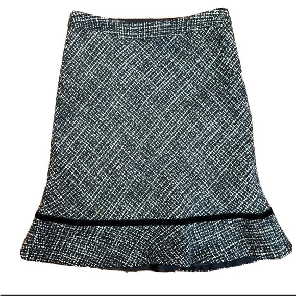 Gap Wool Blend Tweed Flounce Hem Skirt - Picture 3 of 6